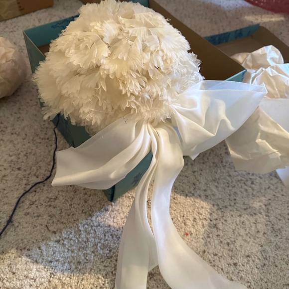 Vintage Dior White Church/Derby/Wedding Hat - Picture 5 of 5